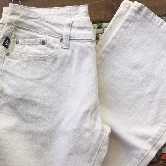 White Long Flare Jeans ⚪️ - Picture 2 of 5